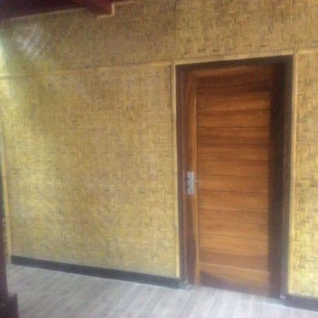 Lima Bintang Hotel Quần đảo Gili Ngoại thất bức ảnh