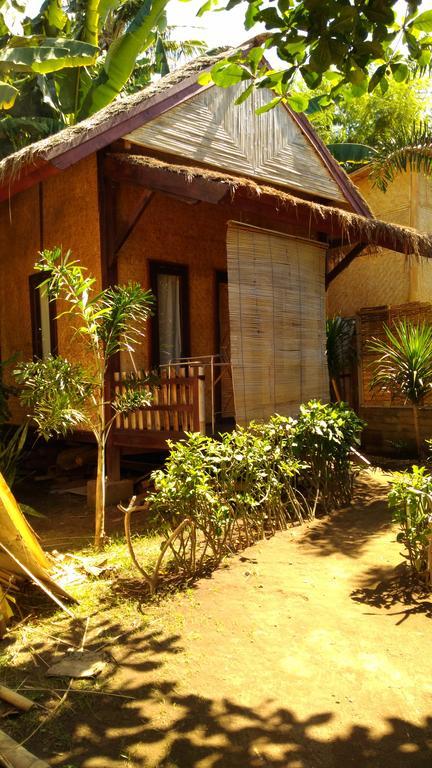 Lima Bintang Hotel Quần đảo Gili Ngoại thất bức ảnh