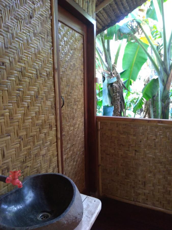 Lima Bintang Hotel Quần đảo Gili Ngoại thất bức ảnh