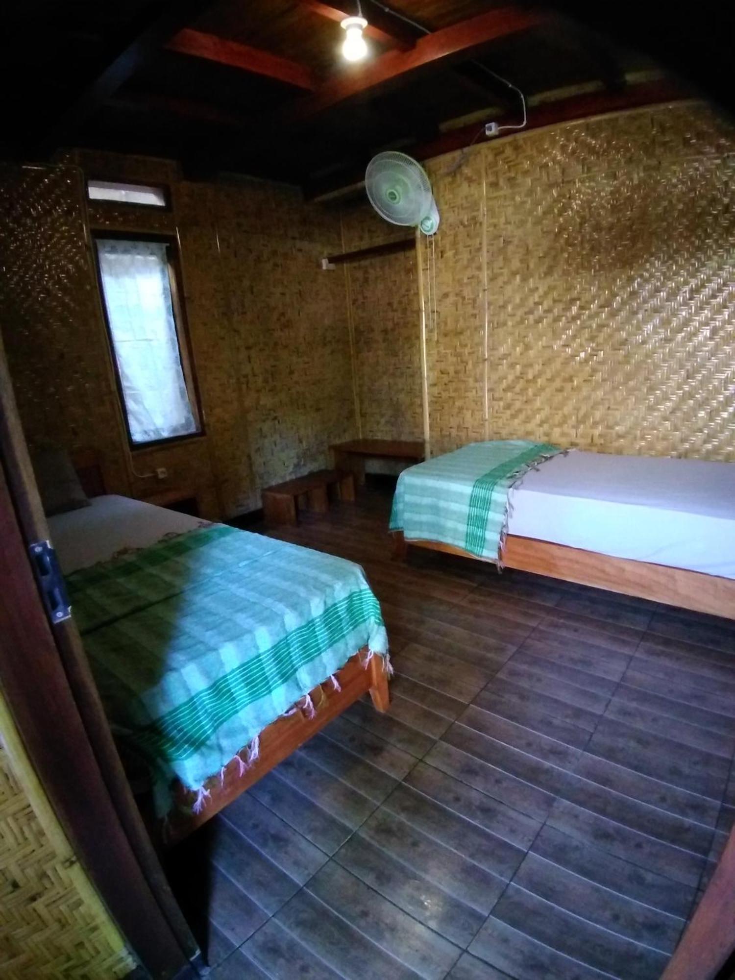 Lima Bintang Hotel Quần đảo Gili Ngoại thất bức ảnh